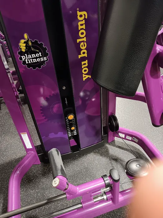 Planet Fitness Picture 10