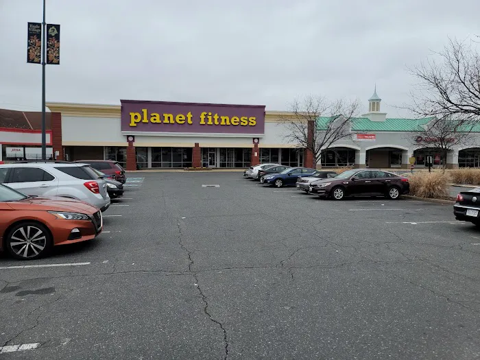 Planet Fitness Picture 8