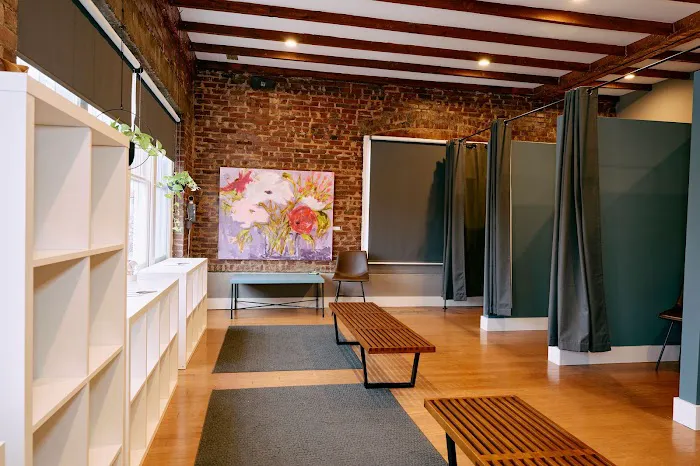 Dragonfly Yoga Studio Picture 8