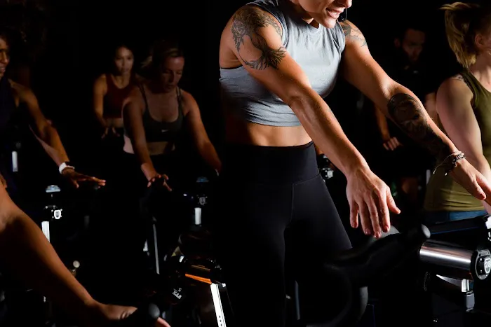 RHYLEASE INDOOR CYCLING Picture 3