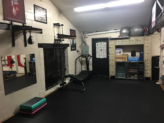 JINJI BOXING CLUB Picture 10