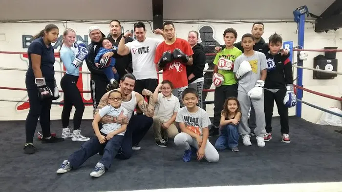 JINJI BOXING CLUB Picture 1