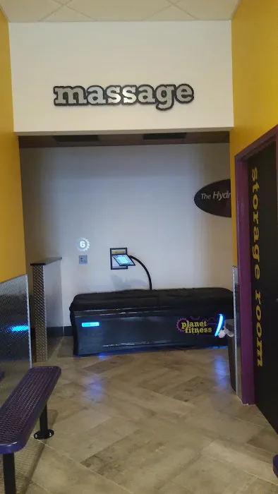 Planet Fitness Picture 10