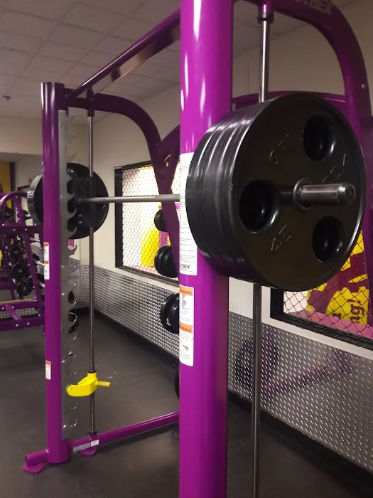 Planet Fitness Picture 6