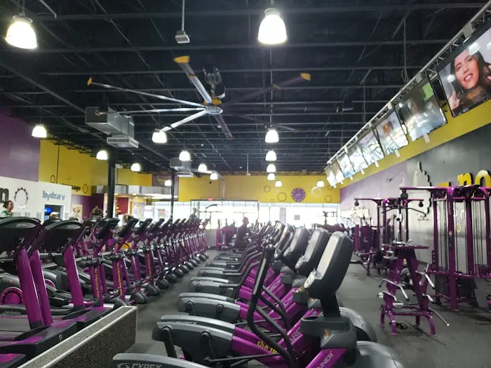 Planet Fitness Picture 4