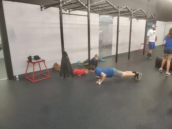 Viper Fitness athletics Picture 5