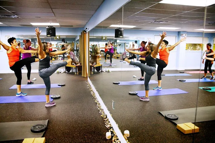 BLDG. 7 Yoga Picture 8