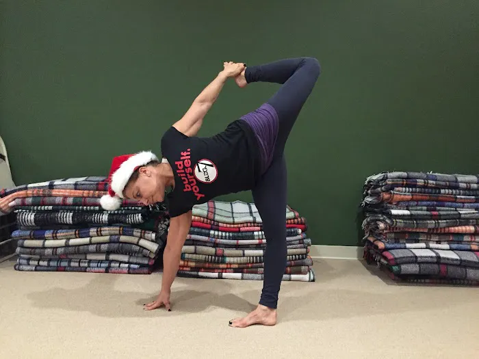 BLDG. 7 Yoga Picture 3