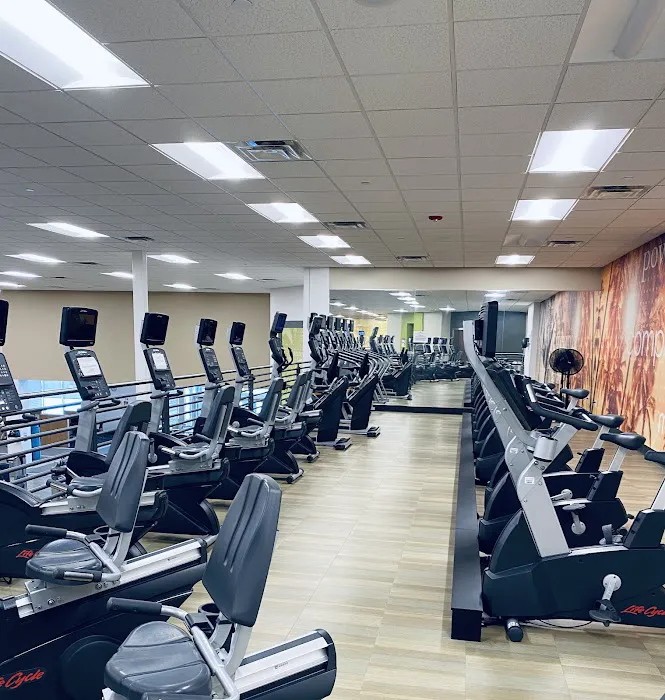 LA Fitness Picture 6