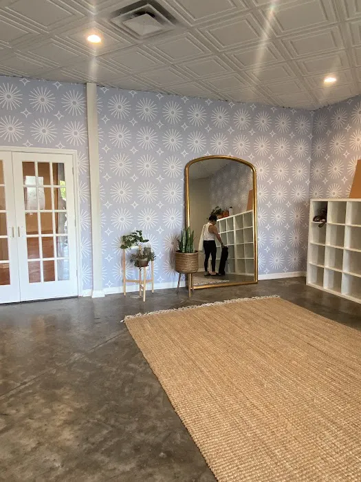 Flow House Yoga Picture 2