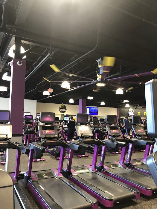 Planet Fitness Picture 5