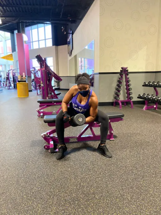 Planet Fitness Picture 6