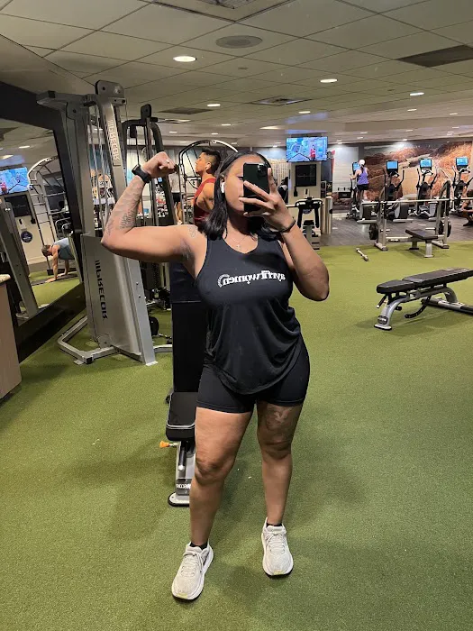AyrFitWomen Wellness Center Picture 4