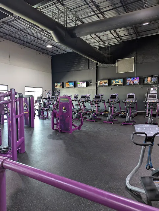 Planet Fitness Picture 7