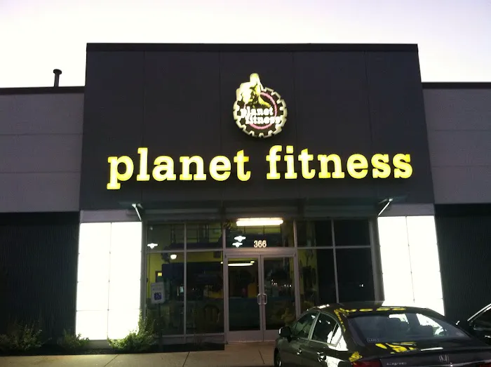Planet Fitness Picture 8