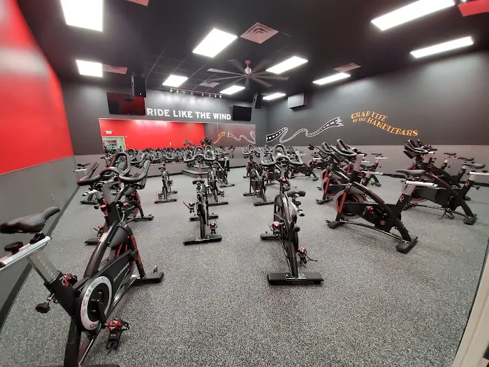 Crunch Fitness - Lancaster PA Picture 3