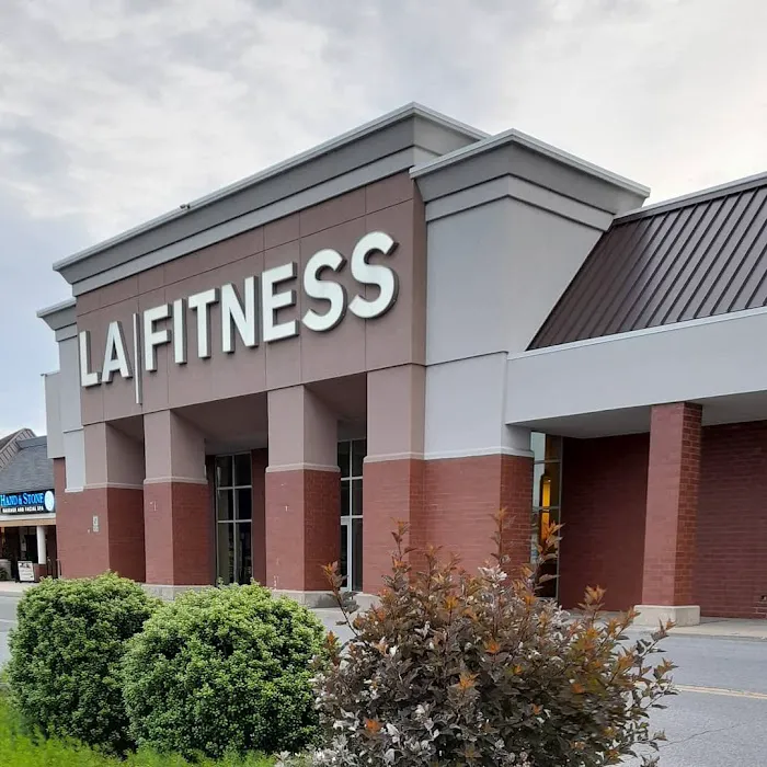 LA Fitness Picture 6