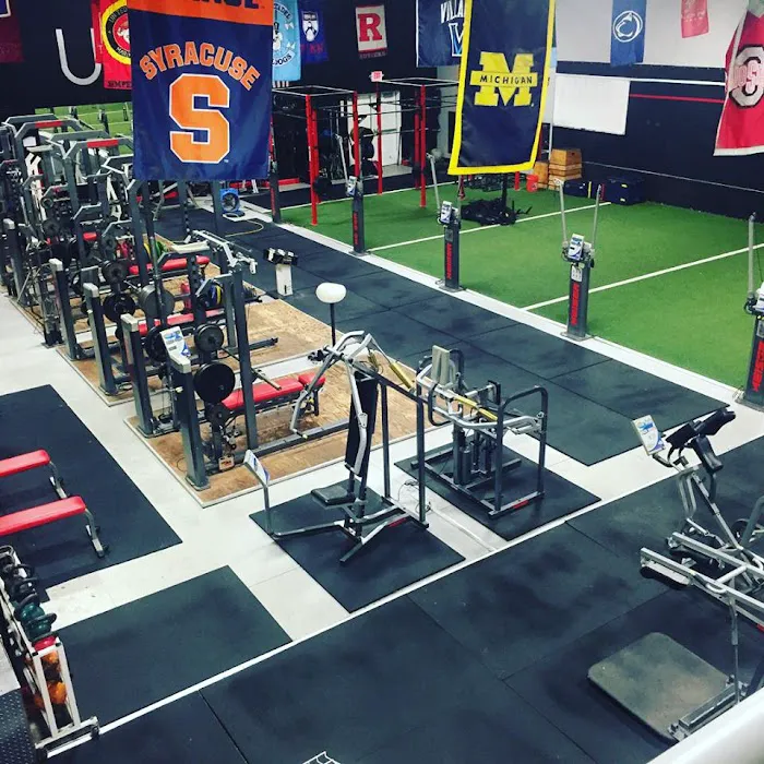 Upper Level Fitness Picture 8
