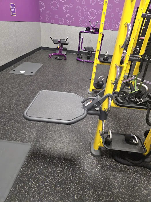 Planet Fitness Picture 7