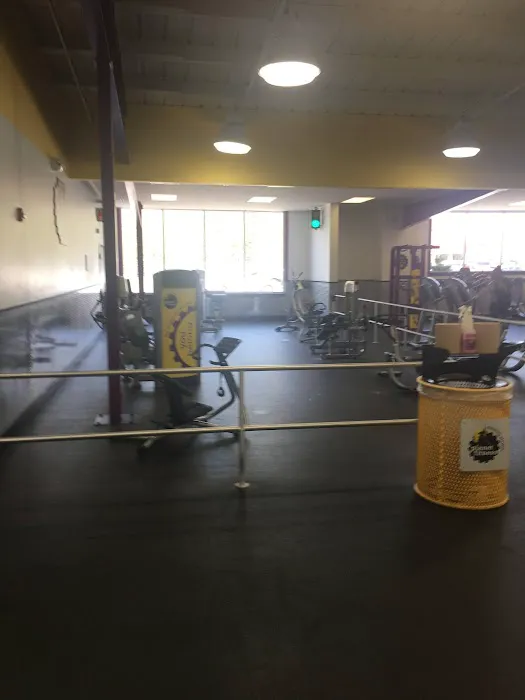 Planet Fitness Picture 2