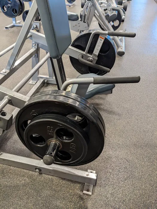LA Fitness Picture 9