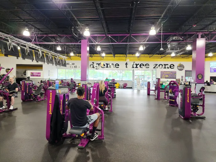 Planet Fitness Picture 3
