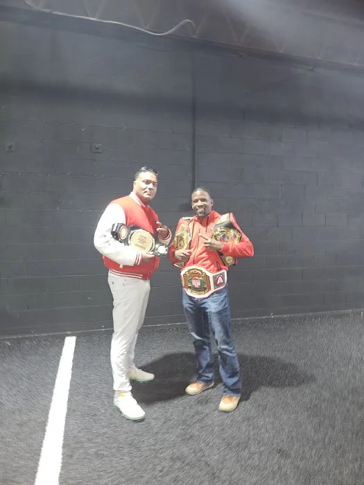 Kings Corner Boxing Picture 3