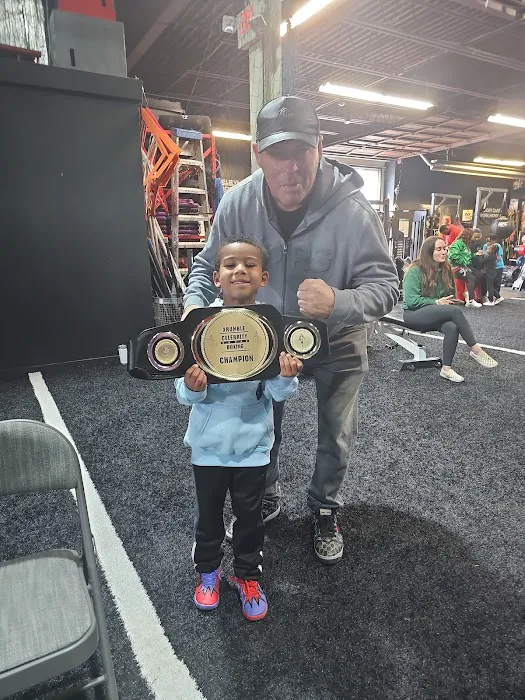 Kings Corner Boxing Picture 4
