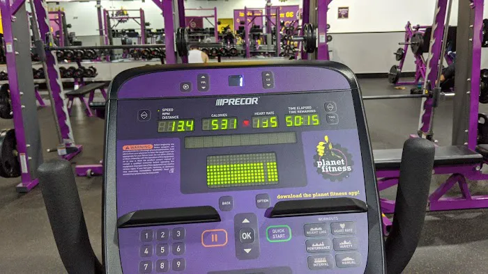 Planet Fitness Picture 9