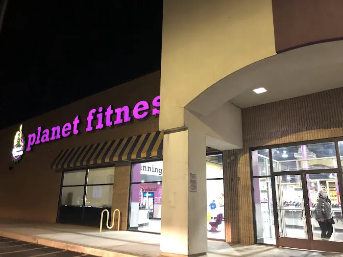 Planet Fitness Picture 3