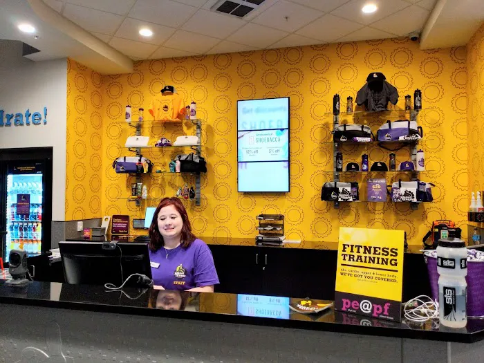Planet Fitness Picture 7