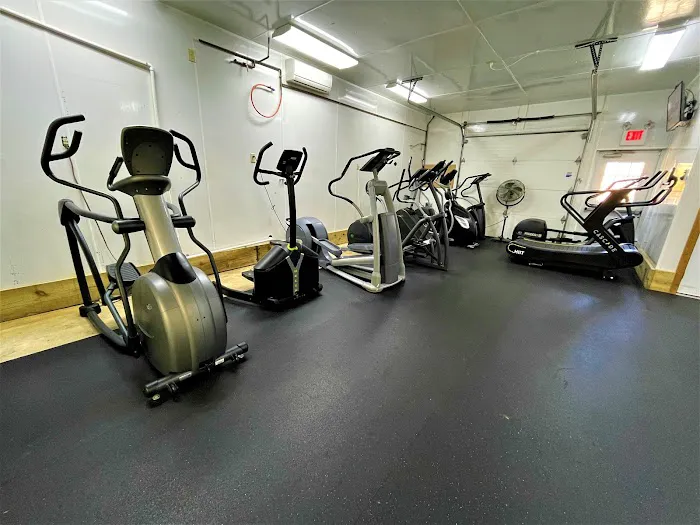 Metal Health Gym & Fitness Picture 5