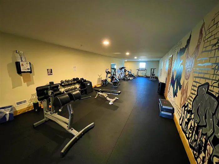 Metal Health Gym & Fitness Picture 1