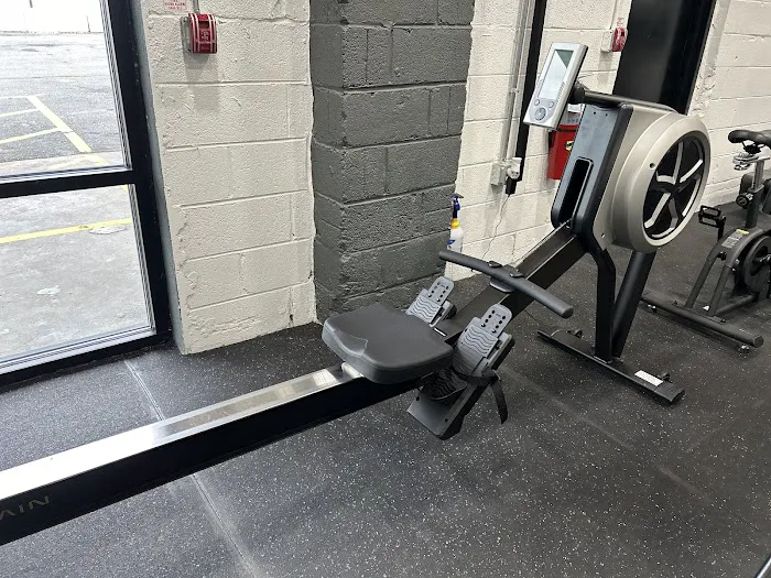 Earn Everything Gym Picture 5