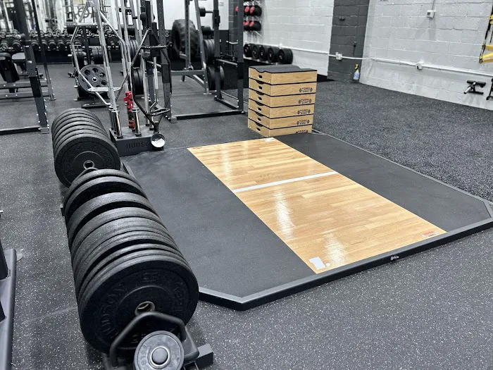 Earn Everything Gym Picture 10