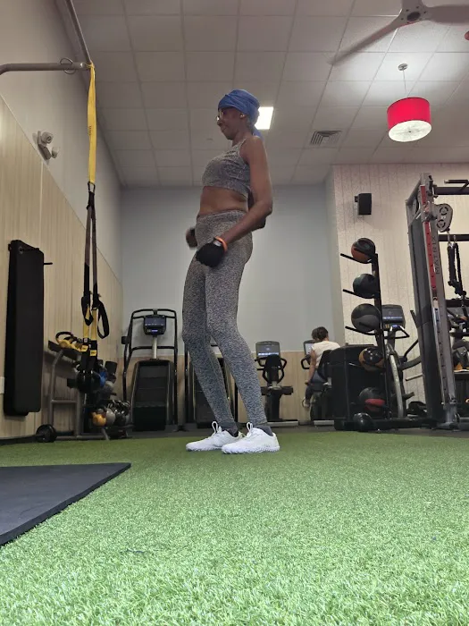 The Edge Fitness Clubs Picture 8