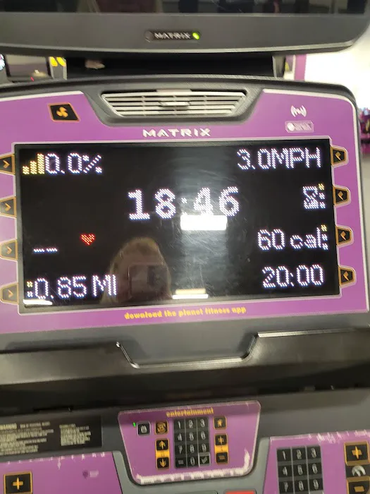 Planet Fitness Picture 6