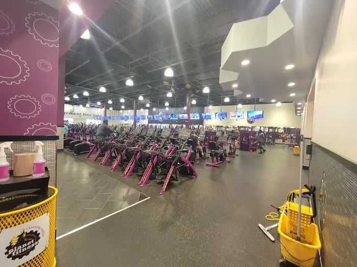Planet Fitness Picture 2