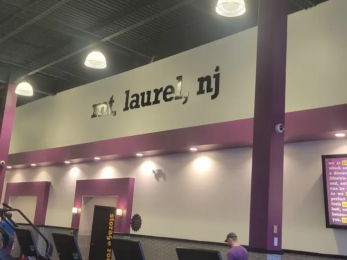 Planet Fitness Picture 1