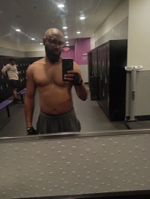 Planet Fitness Picture 1