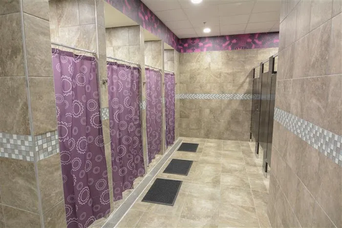 Planet Fitness Picture 2