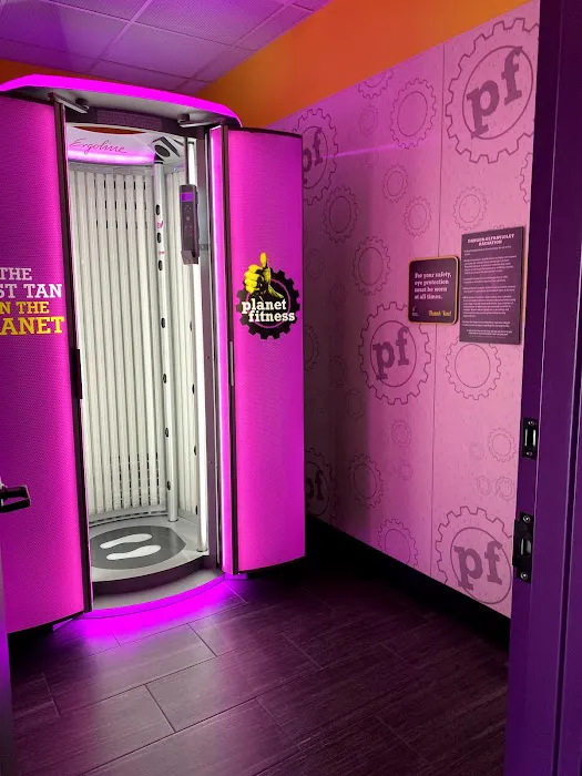 Planet Fitness Picture 6