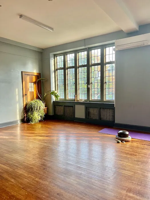 COCOON PHILLY - Yoga, Movement & Holistic Arts Picture 2