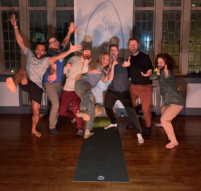 COCOON PHILLY - Yoga, Movement & Holistic Arts Picture 9