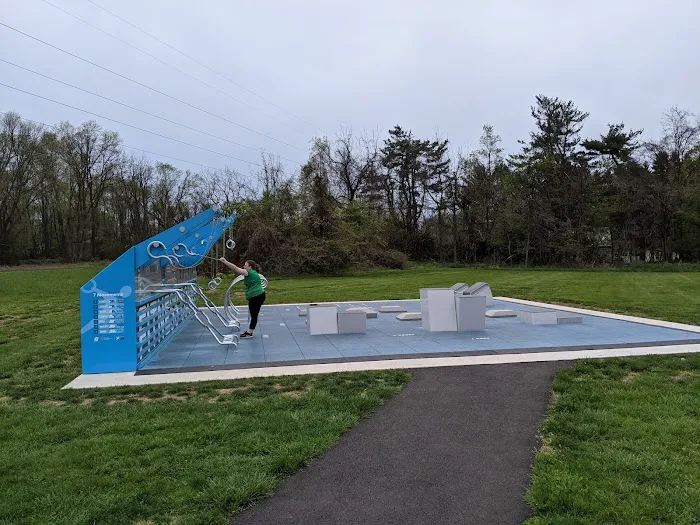 Fitness Court(Calisthenics Gym) Picture 3