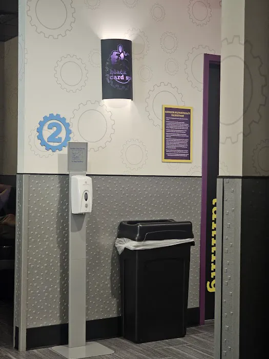 Planet Fitness Picture 10