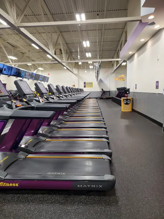 Planet Fitness Picture 5