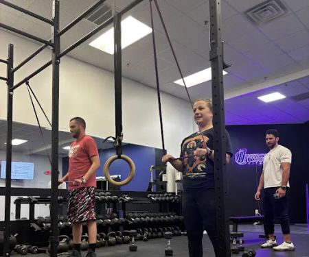 Divergent Fitness & Salon