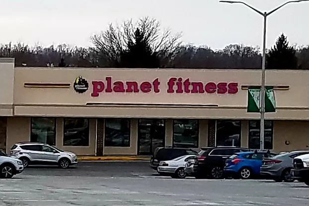 Planet Fitness Picture 2