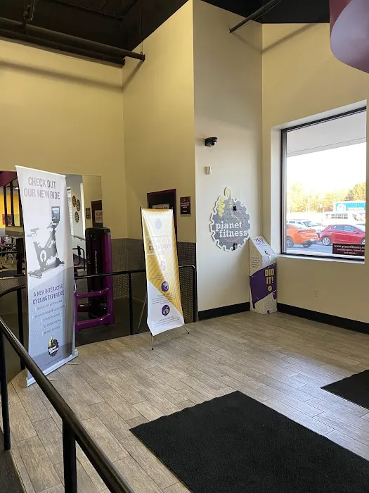 Planet Fitness Picture 3